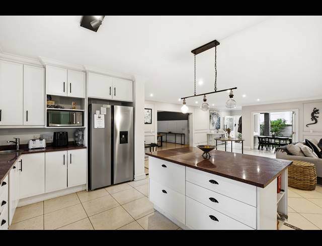 4 BEDROOM HOUSE FOR SALE IN BROADACRES